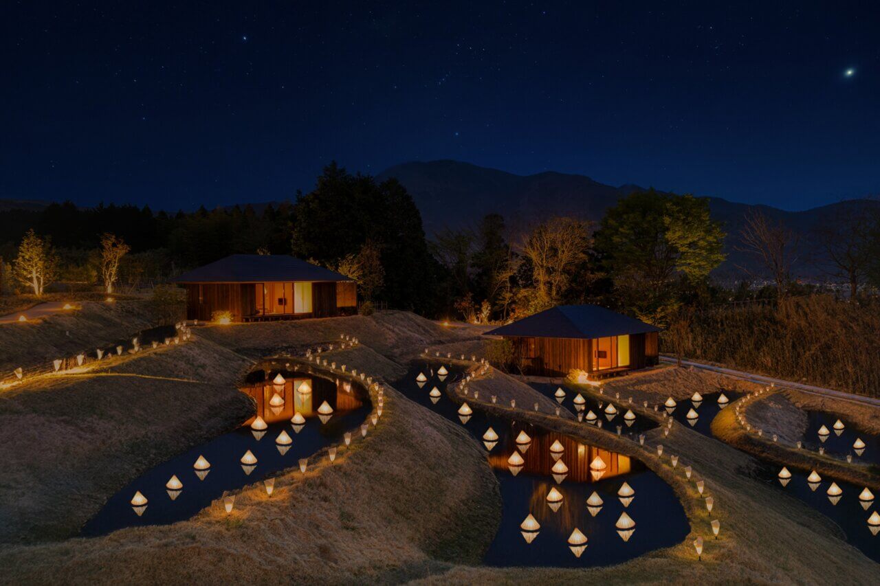 棚田冬灯りやつがい