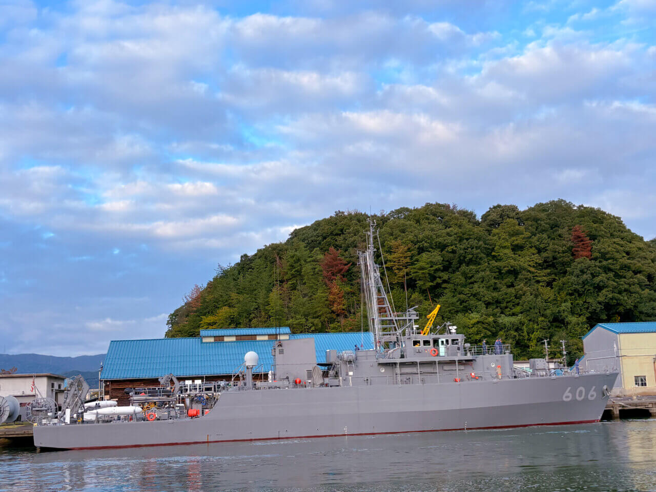 【京都・犬同伴OK】舞鶴赤レンガパーク|海と歴史ある赤レンガの景観を、愛犬と一緒に楽しめるフォトジェニックな人気スポット