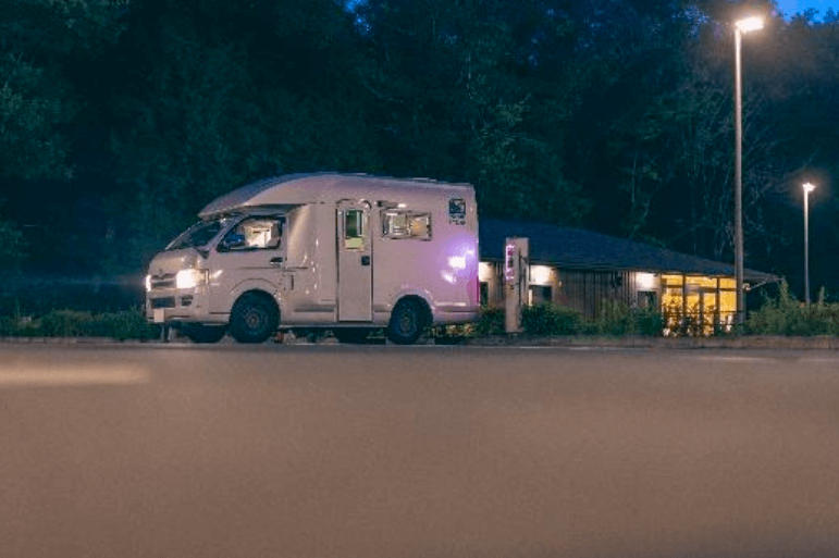 宿泊を兼ねたお出かけにも対応しているメッツァRVパークの紹介写真