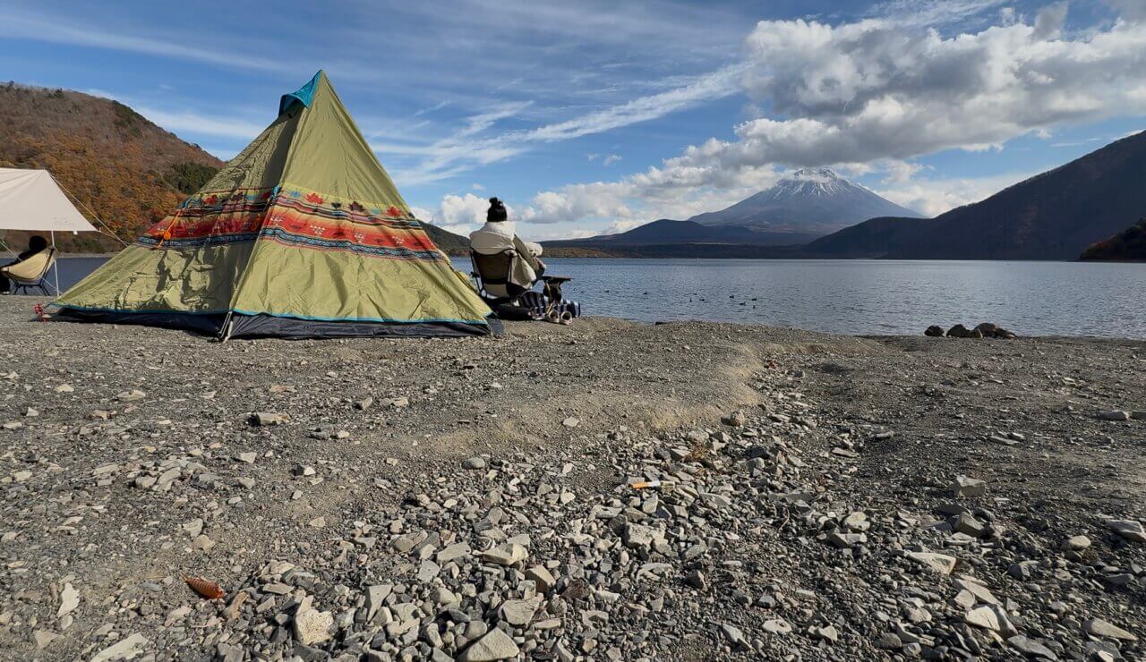 【山梨県・犬同伴OK】浩庵キャンプ場｜富士山と湖の絶景を愛犬と共に楽しむキャンプ場